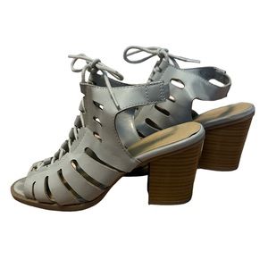 Maurice’s Gray Slingback Open Toe Block Heal Sandals Size 6